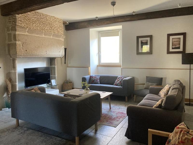 Maison - 250 m² - 6 pièces