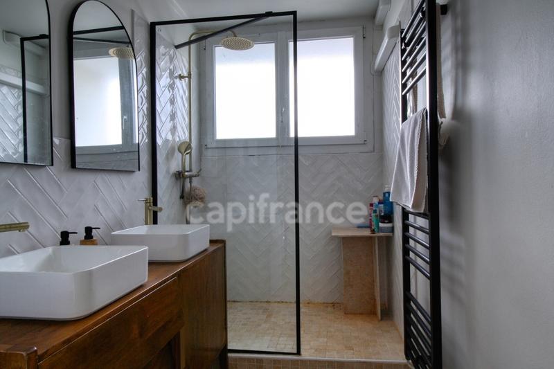 Appartement - 82 m² - 3 pièces