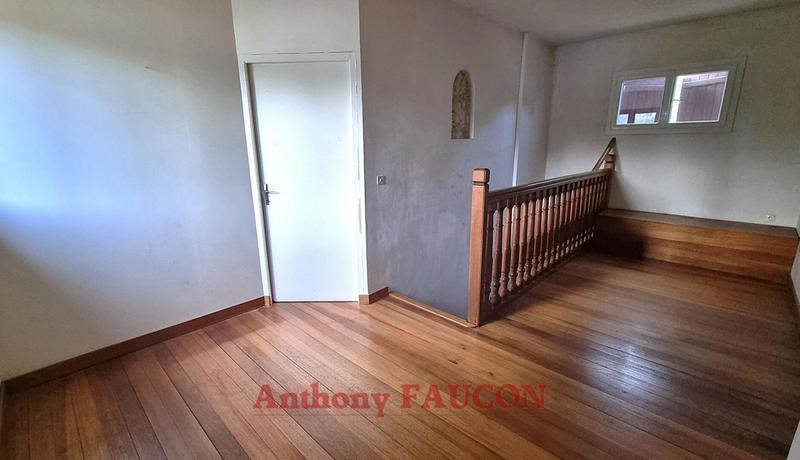 Maison - 162 m² - 7 pièces