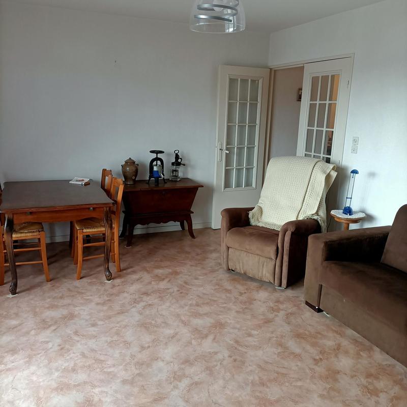 Appartement - 86 m² - 5 pièces