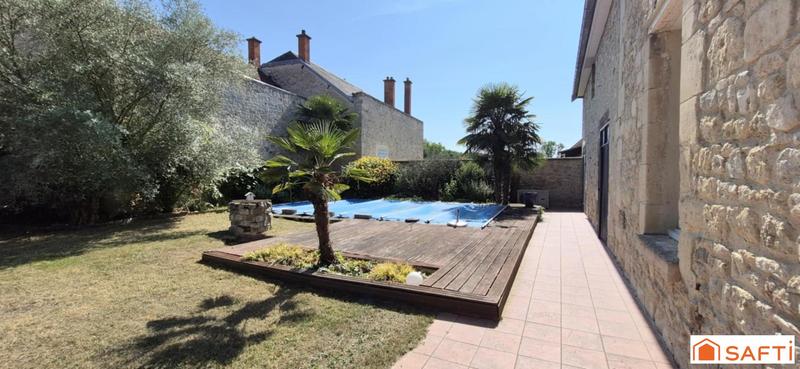 Maison - 275 m² - 11 pièces