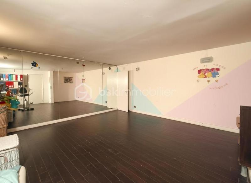 Maison - 154 m² - 8 pièces