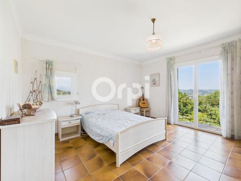 Villa - 280 m² - 8 pièces