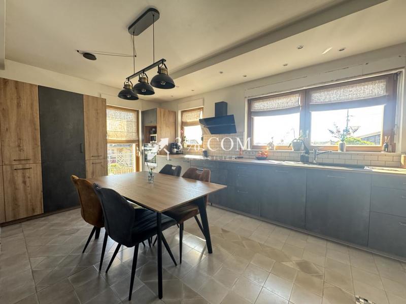 Maison - 134 m² - 5 pièces