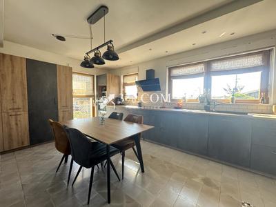 Maison - 134 m² - 5 pièces