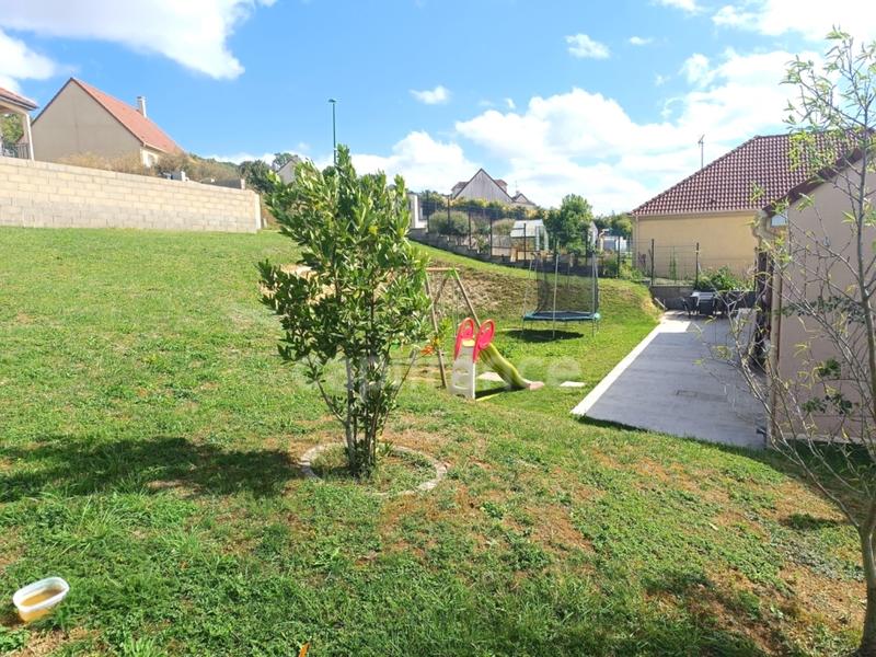 Maison - 85 m² - 5 pièces