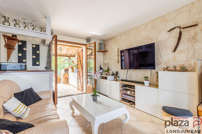 Maison - 95 m² - 5 pièces