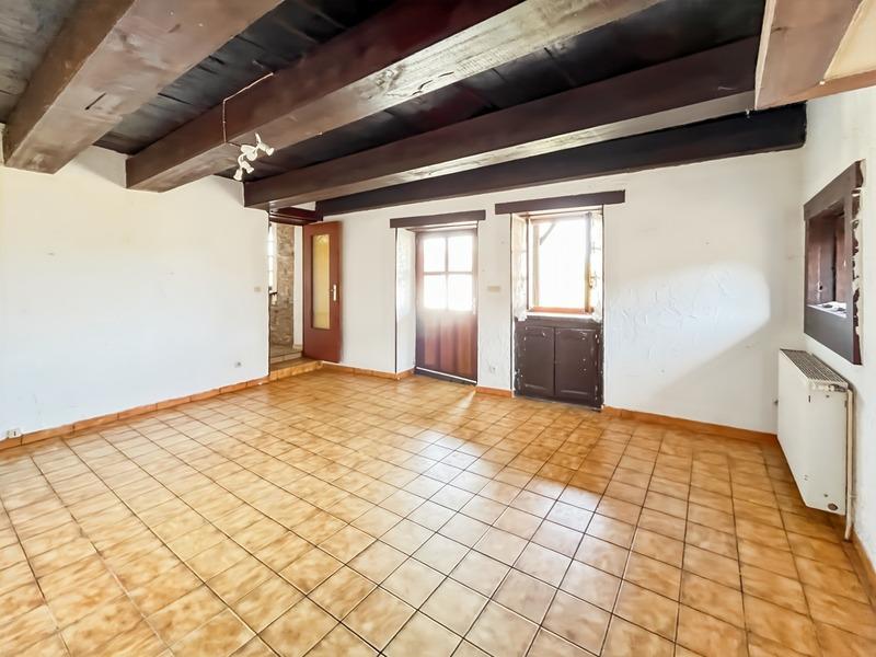 Maison en pierre - 89 m² - 5 pièces