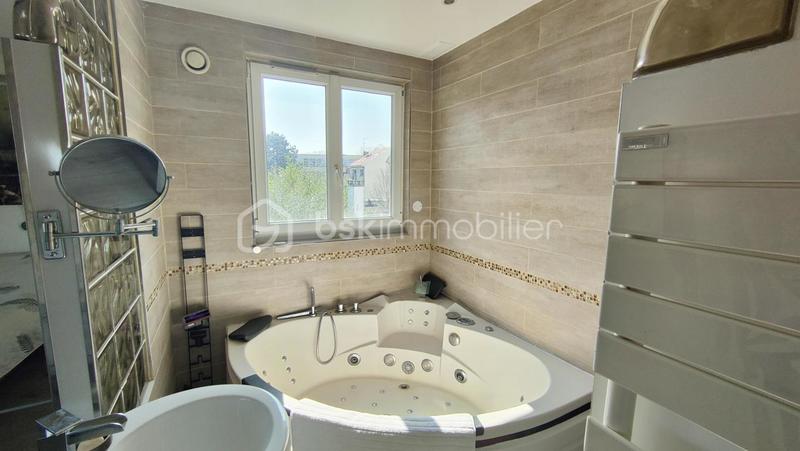 Appartement - 113 m² - 4 pièces