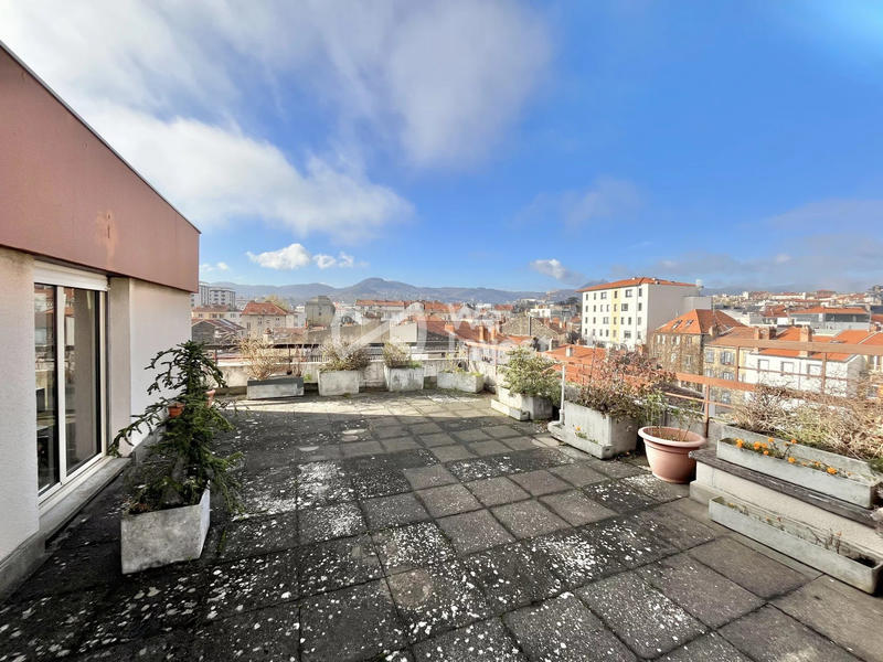 Appartement - 158 m² - 7 pièces