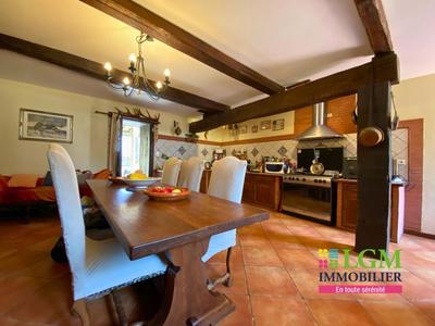 Maison - 156 m² - 4 pièces