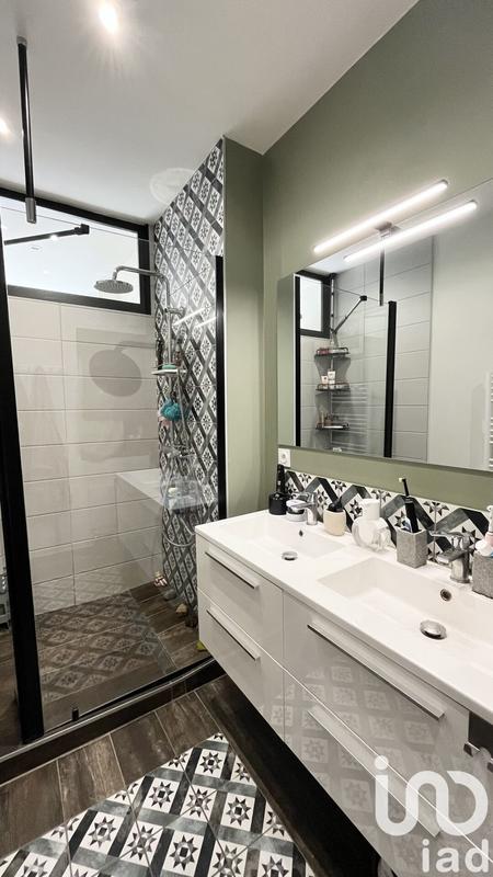 Appartement - 87 m² - 4 pièces