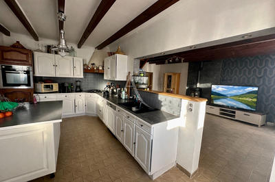 Maison - 128 m² - 7 pièces