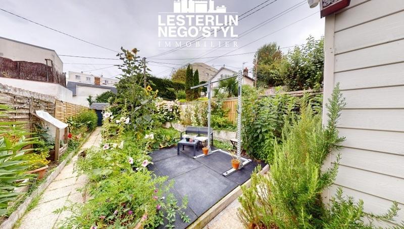 Maison - 100 m² - 6 pièces