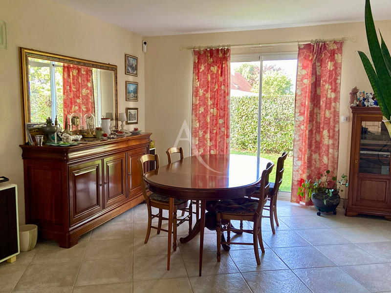 Maison - 150 m² - 5 pièces