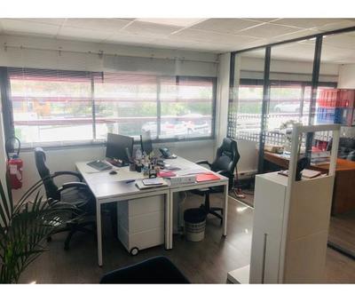 Bureau - 12 m² - 1 pièce