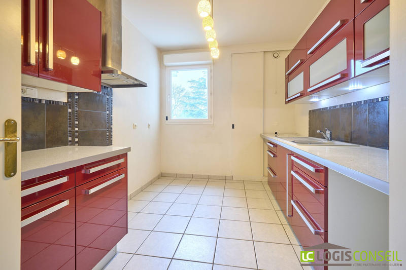 Appartement - 106 m² - 5 pièces