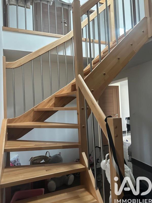 Maison - 130 m² - 5 pièces