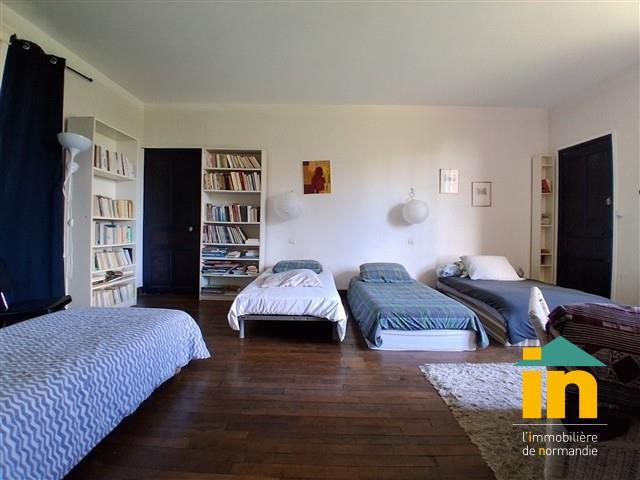 Demeure - 286 m² - 12 pièces