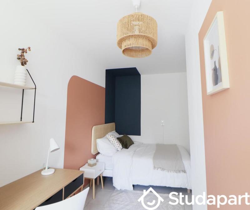 Chambre - 11 m² - 1 pièce