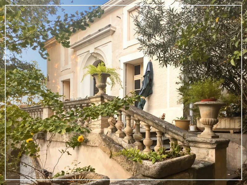 Maison - 204 m² - 10 pièces