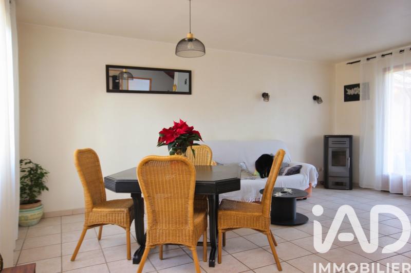 Maison - 90 m² - 5 pièces