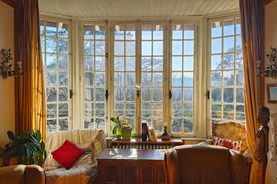 Maison - 389 m² - 10 pièces