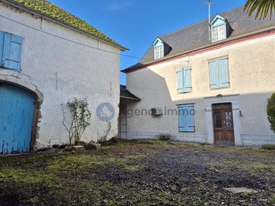 Maison ancienne - 279 m² - 8 pièces