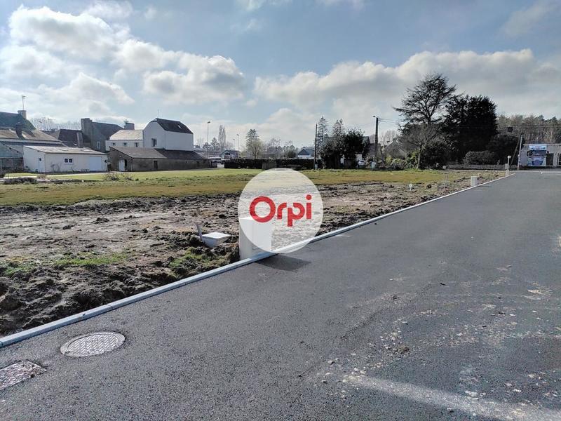 Terrain constructible - 821 m²