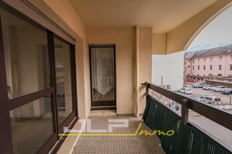 Appartement - 81 m² - 4 pièces