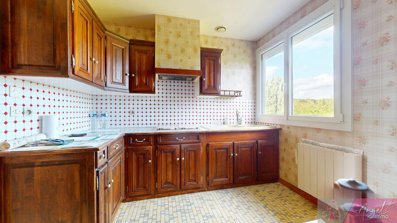 Maison - 95 m² - 5 pièces