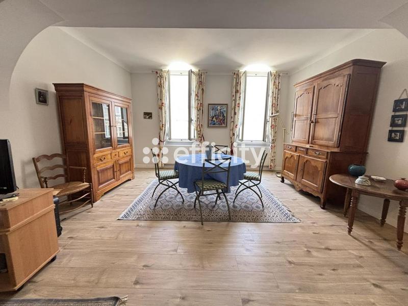 Appartement - 91 m² - 4 pièces