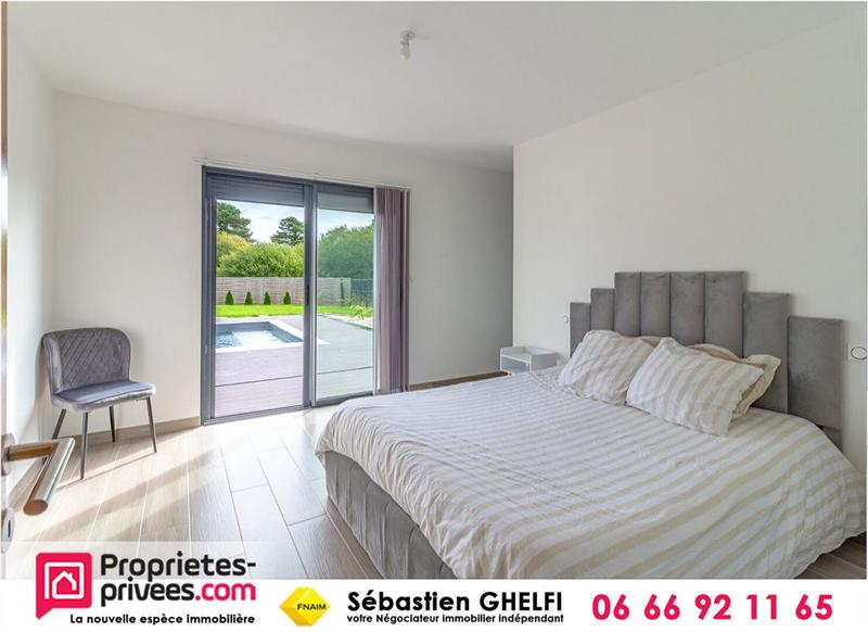 Maison - 207 m² - 7 pièces