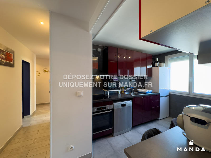 Chambre - 11 m² - 5 pièces