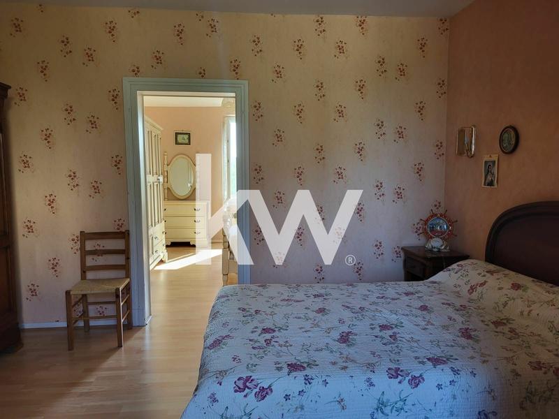 Maison - 177 m² - 6 pièces