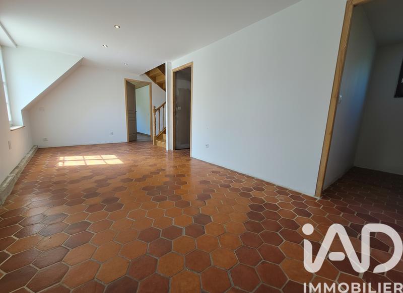 Maison - 214 m² - 6 pièces