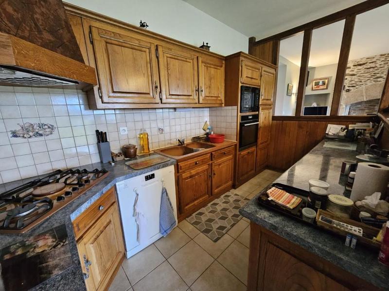 Propriété - 170 m² - 8 pièces