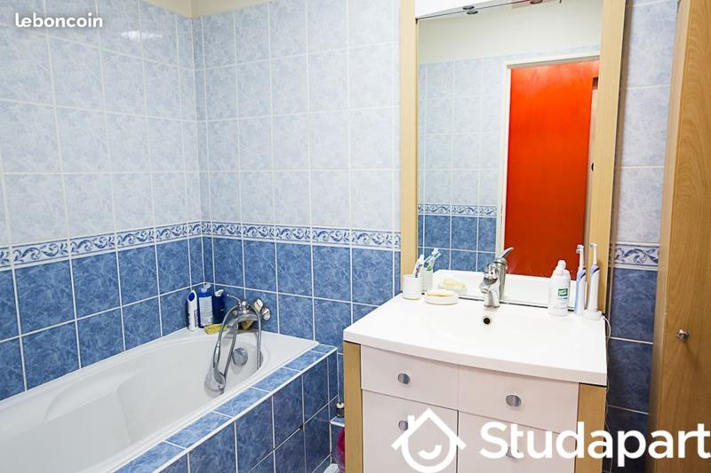 Chambre - 11 m² - 1 pièce