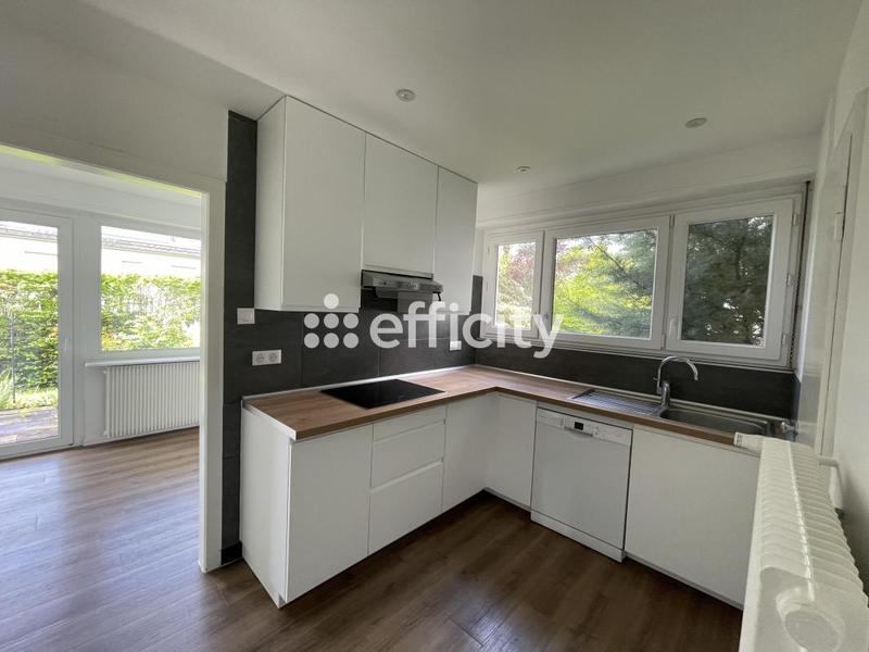 Immeuble - 260 m² - 8 pièces