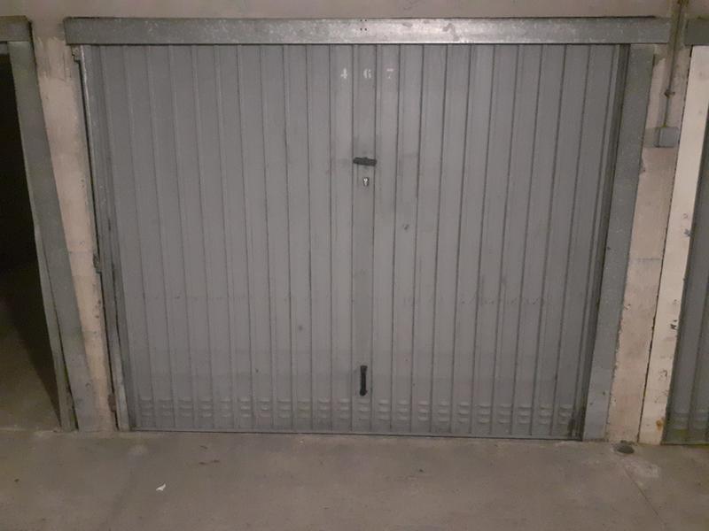 Parking / Garage - 12 m²