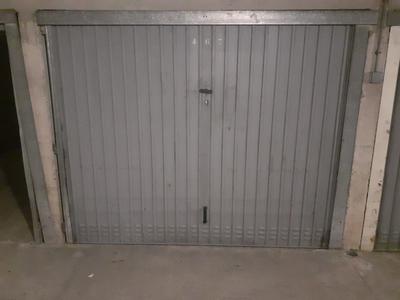 Parking / Garage - 12 m²