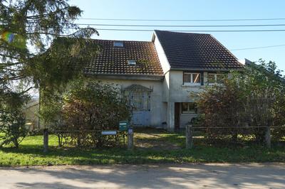 Maison - 189 m² - 8 pièces