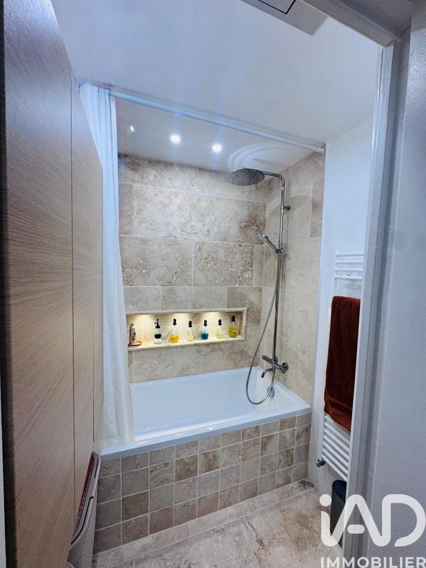 Appartement - 80 m² - 4 pièces