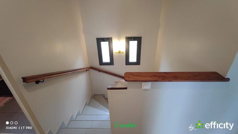 Pavillon - 125 m² - 5 pièces