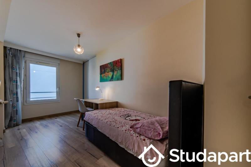 Appartement - 82 m² - 4 pièces