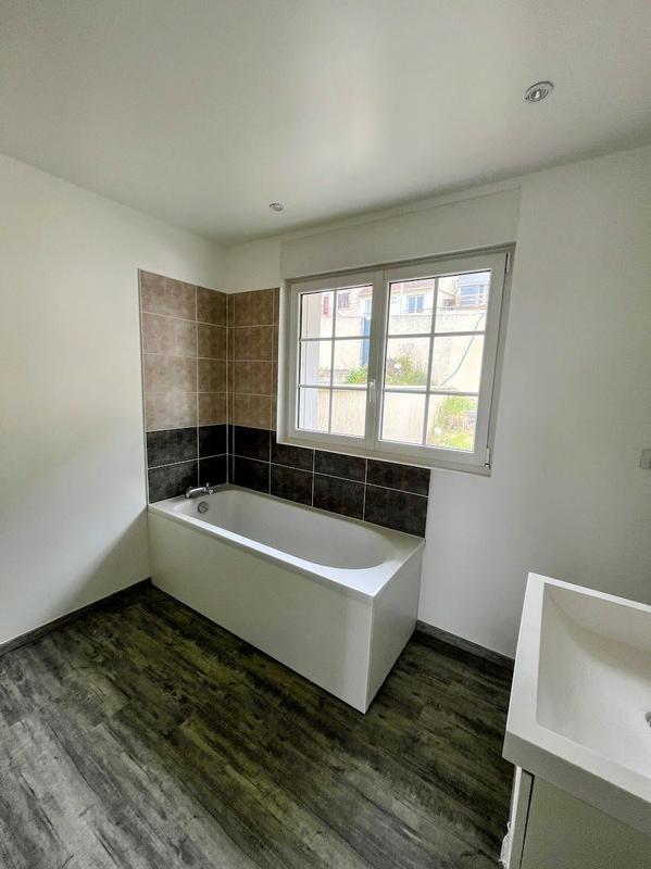 Maison - 77 m² - 4 pièces