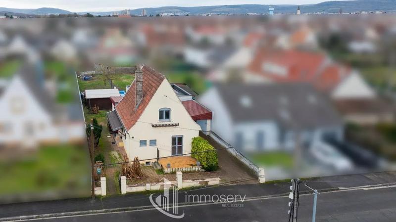 Maison - 135 m² - 6 pièces