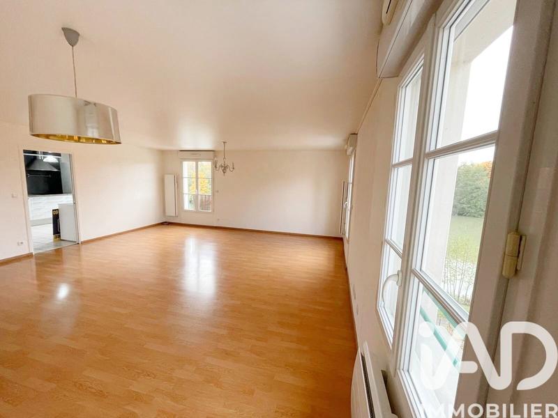 Appartement - 100 m² - 5 pièces
