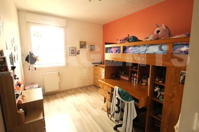 Pavillon - 100 m² - 5 pièces