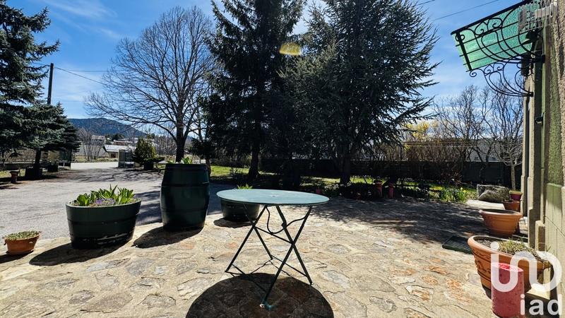 Maison - 375 m² - 13 pièces